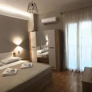 ursa-minor.hotels-of-thessaloniki.com/