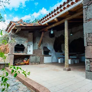 Casa-cueva El Pastor , Artenara España